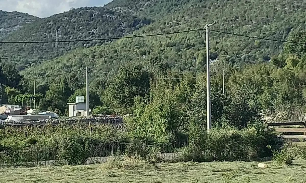 Prodaja, plac, 4000m², Cetinje, Crna Gora