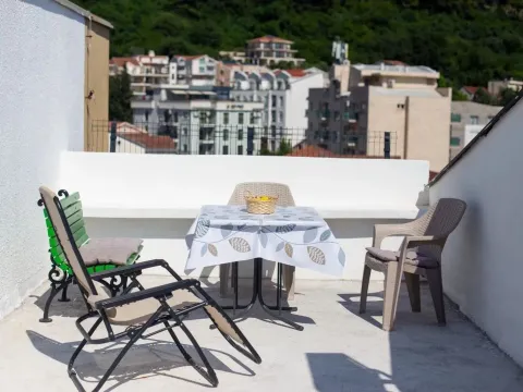 Prodaja, dvosoban stan, 110m², Budva, Crna Gora - image 4