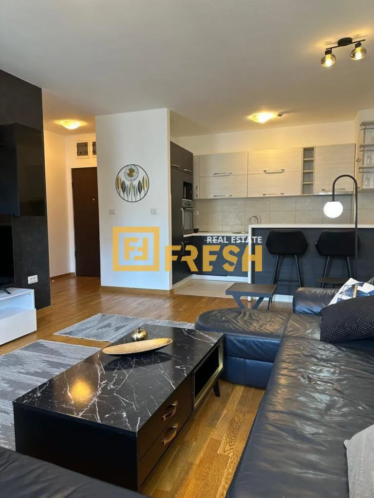 Rent, two bedroom apartment, 64m², City Kvart, Podgorica