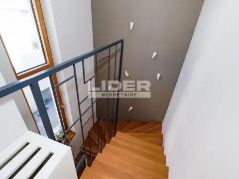 Prodaja, kuća, 279m², Čukarica, Beograd - image 12