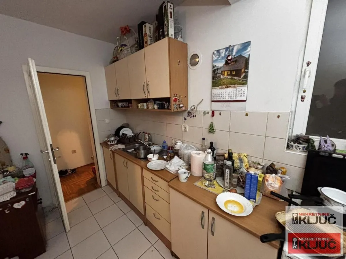 Prodaja, dvosoban stan, 62m², Grbavica, Novi Sad Sve Podlokacije