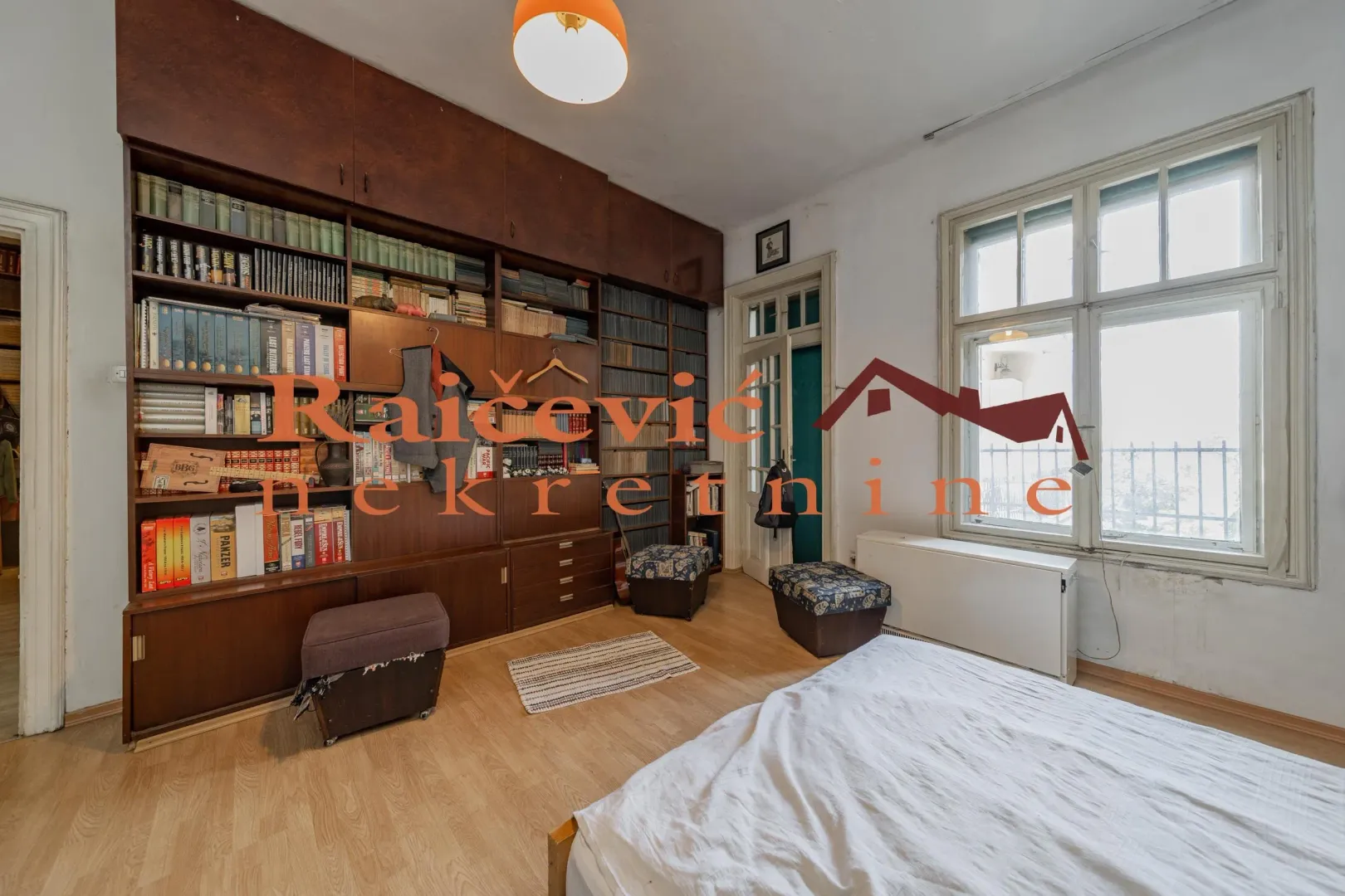 Sale, four bedroom apartment, 139m², Stari Grad, Beograd