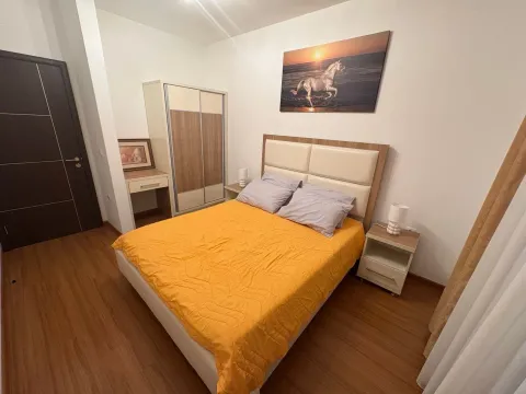 Prodaja, jednosoban stan, 40m², Centar, Ulcinj - image 5