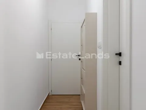 Rent, one bedroom apartment, 75m², Seljanovo, Tivat - image 7