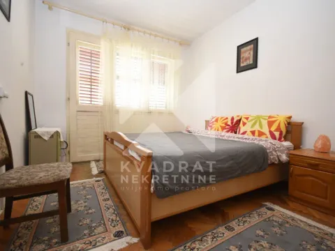 Izdavanje, dvosoban stan, 55m², Tološi, Podgorica - image 5