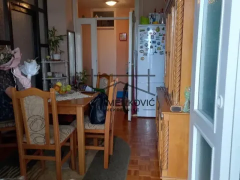Prodaja, trosoban stan, 72m², Bulevar Oslobodjenja, Novi Sad Sve Podlokacije - image 9