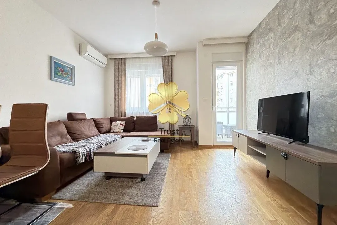 Izdavanje, jednosoban stan, 50m², Zagorič, Podgorica