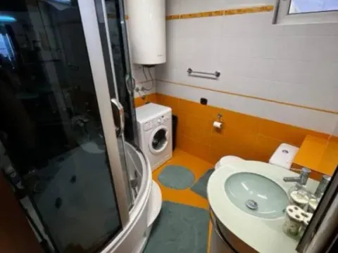 Stan-na-dan, trosoban stan, 185m², Bečići, Budva - image 3