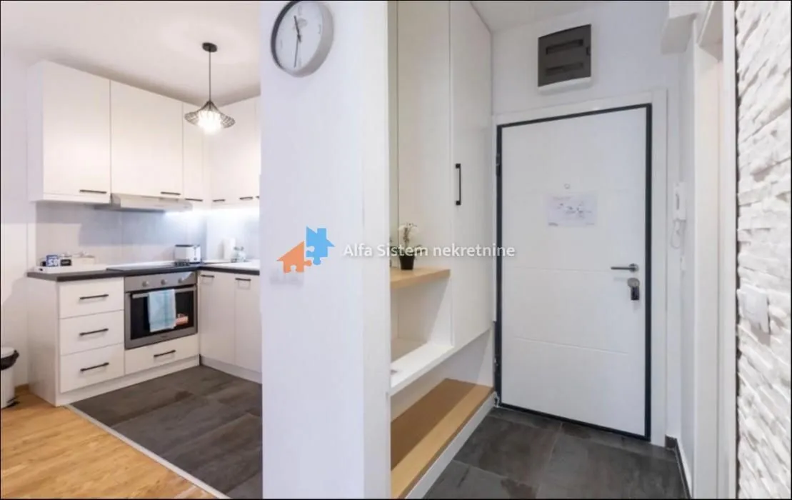 Rent, two bedroom apartment, 43m², Južni Bulevar, Vračar Sve Podlokacije