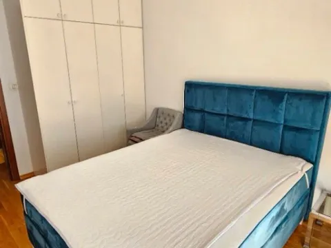 Izdavanje, jednosoban stan, 47m², City Kvart, Podgorica - image 8