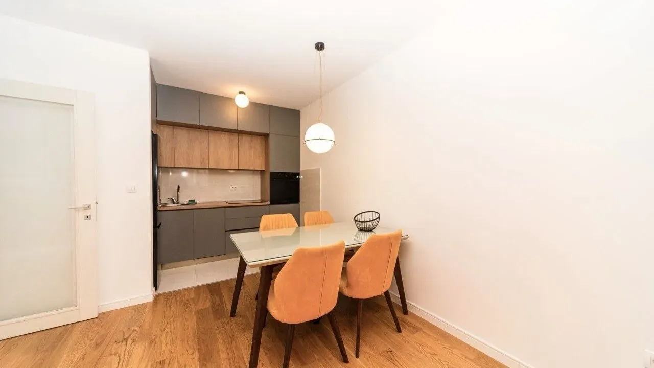 Rent, two bedroom apartment, 75m², Central Point, Podgorica