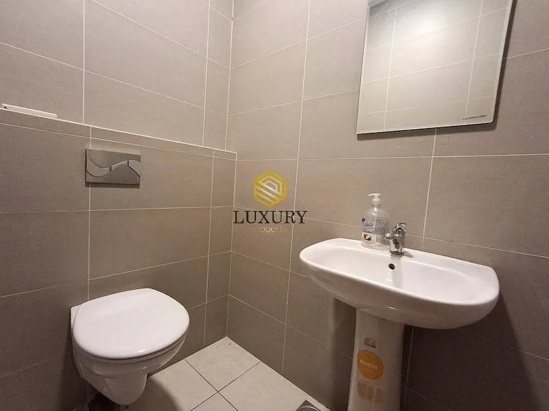 Rent, office space, 118m², Stari Aerodrom, Podgorica