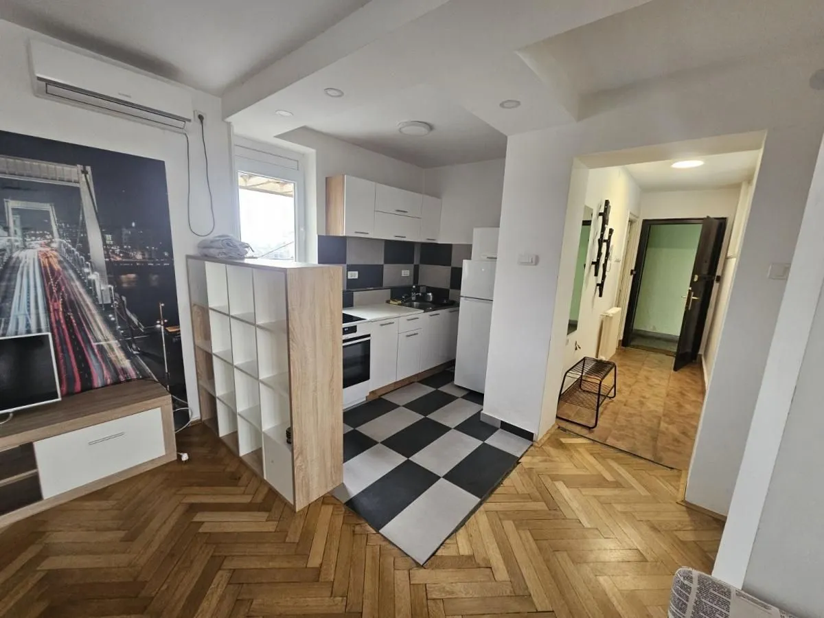 Prodaja, dvosoban stan, 48m², Stari grad, Novi Sad