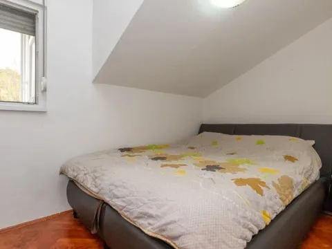 Prodaja, trosoban stan, 126m², Malo Brdo, Podgorica - image 14