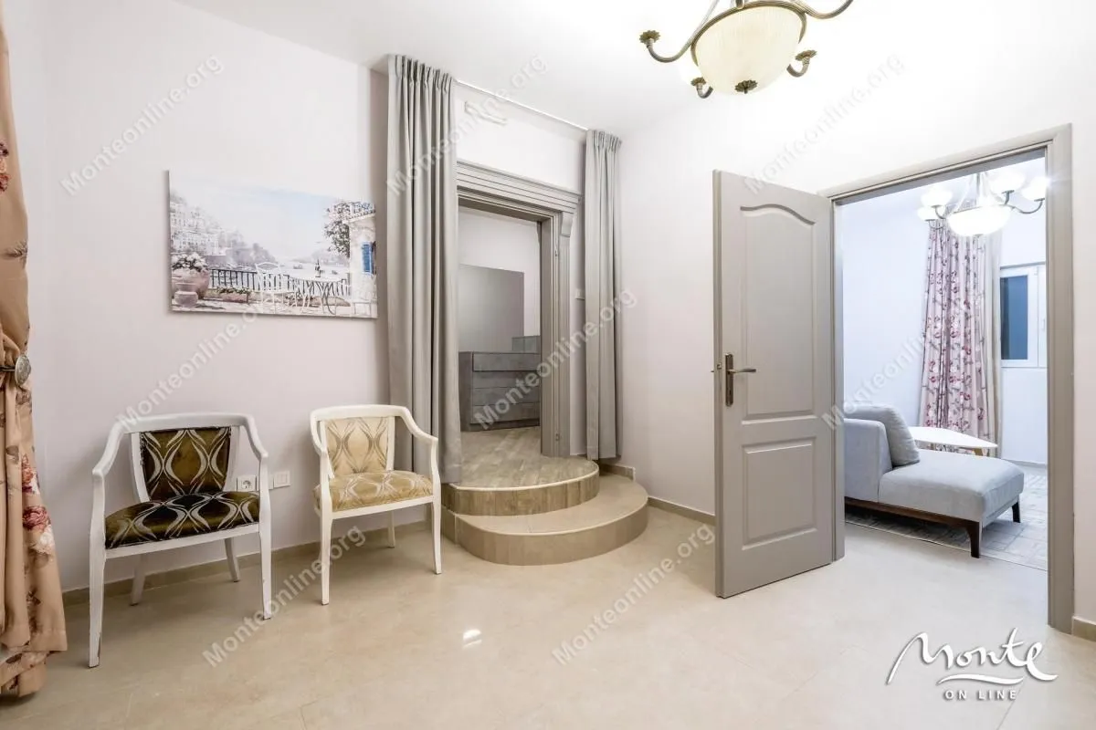 Prodaja, kuća, 198m², Tivat, Crna Gora