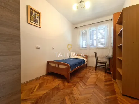 Rent, two bedroom apartment, 60m², Tološi, Podgorica - image 5