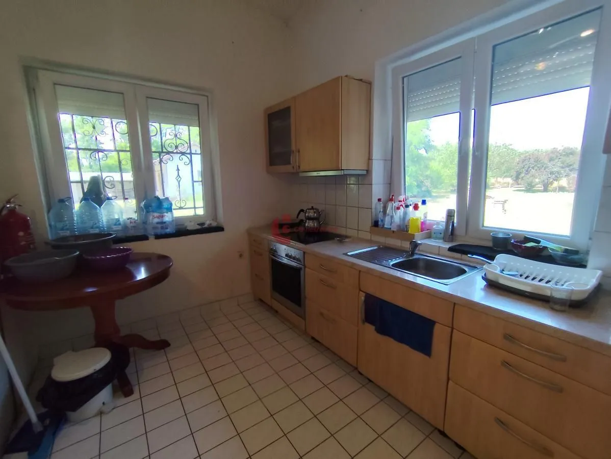 Prodaja, kuća, 163m², Kelebija, Subotica