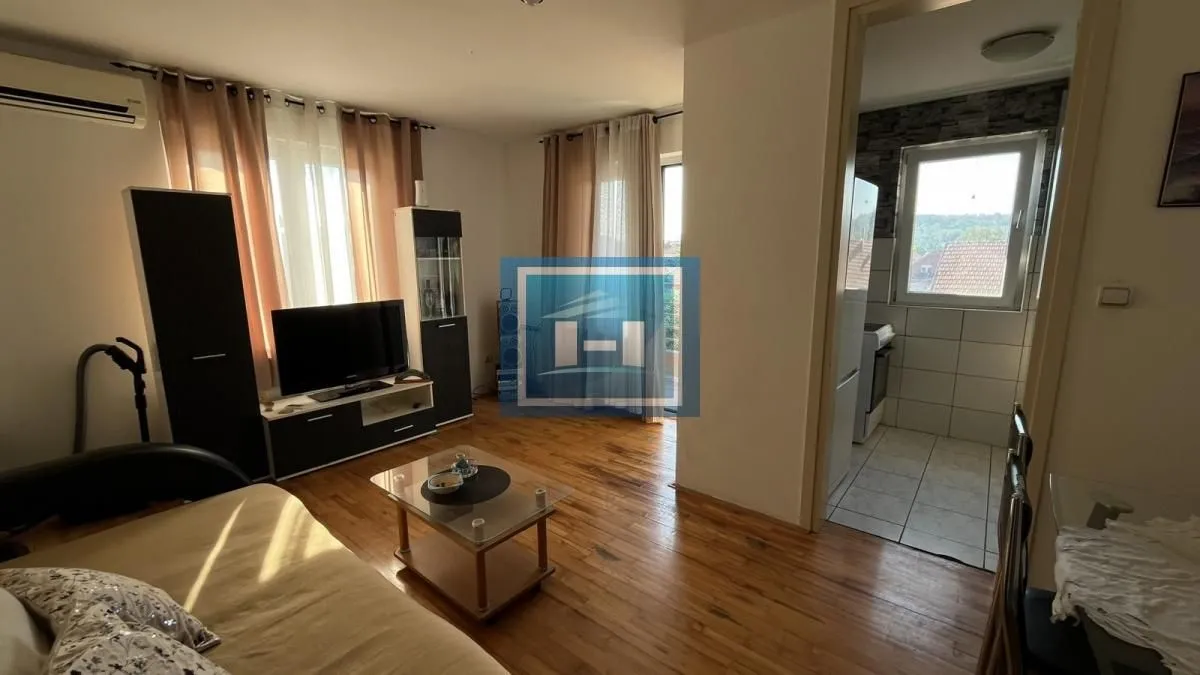 Prodaja, dvosoban stan, 55m², Centar, Jagodina