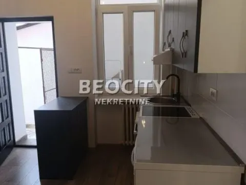 Izdavanje, jednosoban stan, 40m², Centar, Novi Sad - image 4