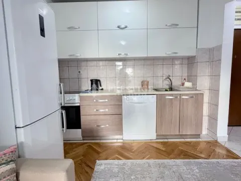 Rent, one bedroom apartment, 38m², Stari Aerodrom, Podgorica - image 5