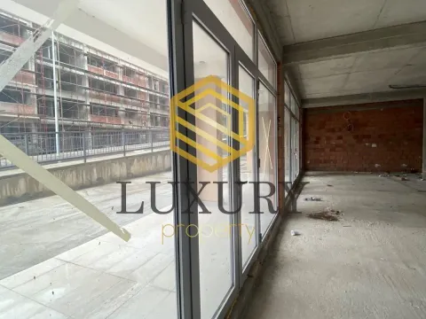 Izdavanje, poslovni prostor, 190m², Ljubović, Podgorica - image 5