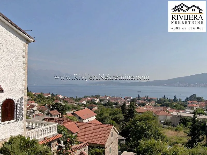 Sale, house, 200m², Baošići, Herceg Novi