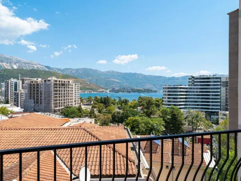 Sale, three bedroom apartment, 124m², Budva, Crna Gora - image 2