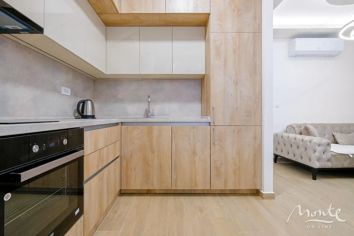 Prodaja, garsonjera, 57m², Rafailovići, Budva