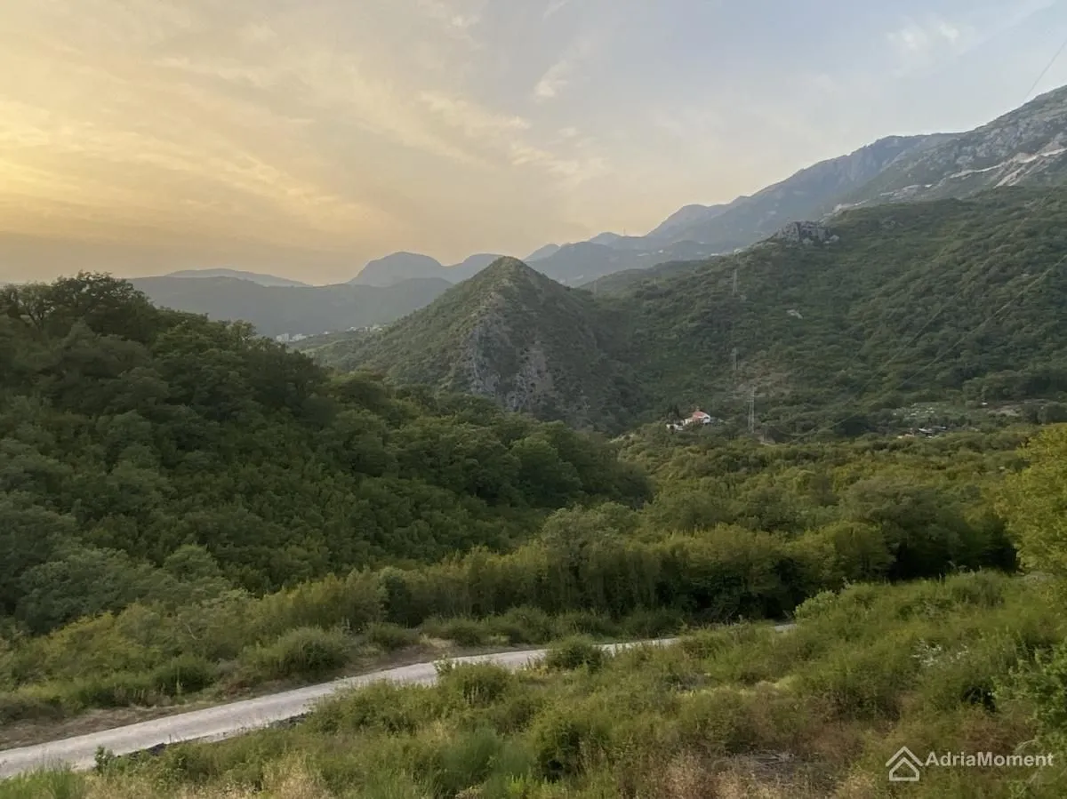 Sale, house, 400m², Bečići, Budva