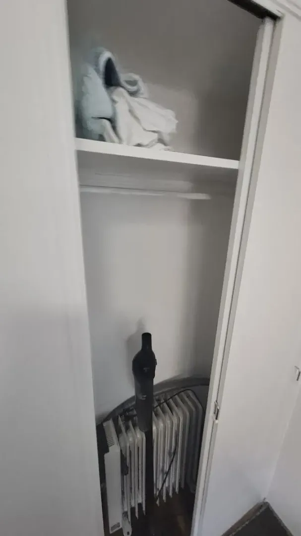 Izdavanje, garsonjera, 20m², Centar, Novi Sad