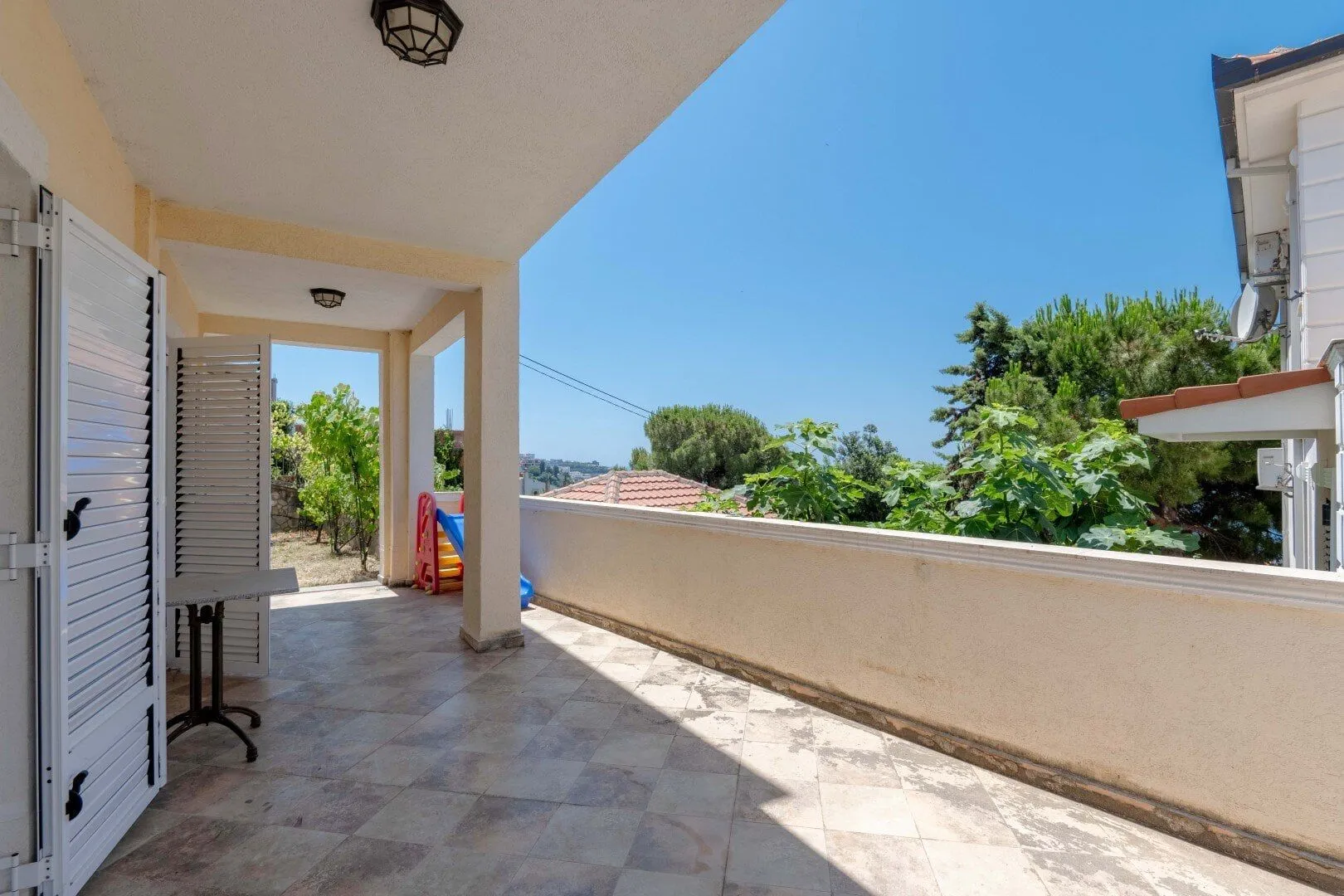 Prodaja, kuća, 400m², Dobre Vode, Bar