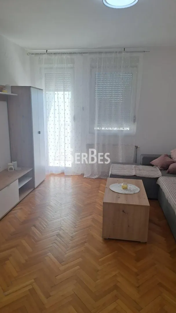 Izdavanje, jednosoban stan, 34m², Sajam, Novi Sad Sve Podlokacije