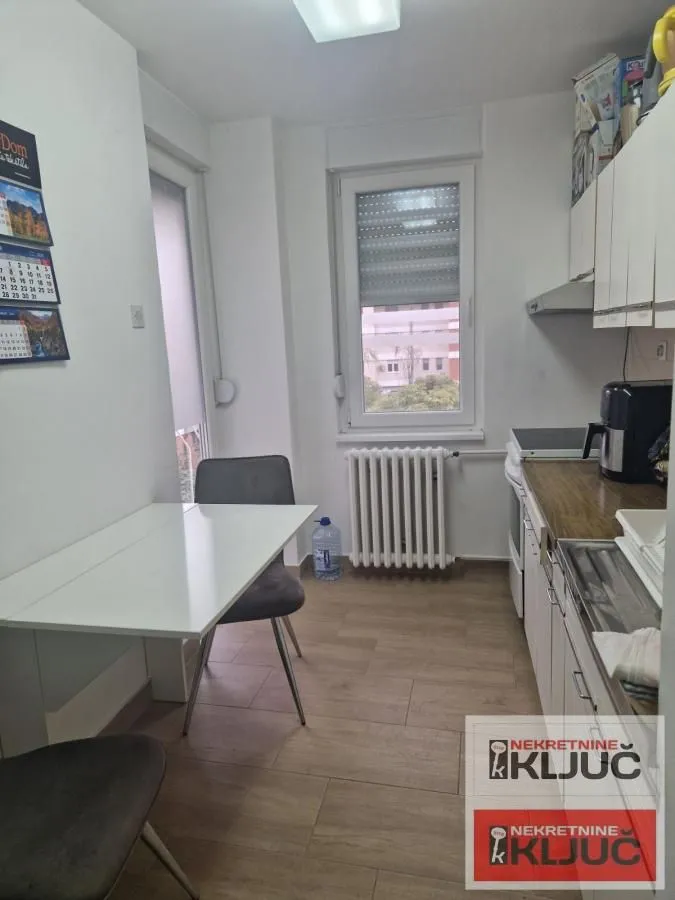 Prodaja, dvosoban stan, 55m², Novo naselje, Novi Sad