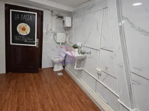 Izdavanje, poslovni prostor, 15m², Centar, Podgorica - image 2