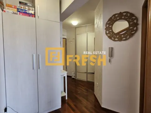 Prodaja, dvosoban stan, 56m², Stari Aerodrom, Podgorica - image 5