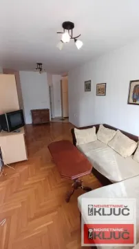 Rent, two bedroom apartment, 46m², Bulevar Oslobodjenja, Novi Sad Sve Podlokacije - image 2