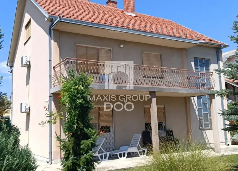 Sale, house, 290m², Kragujevac, Srbija