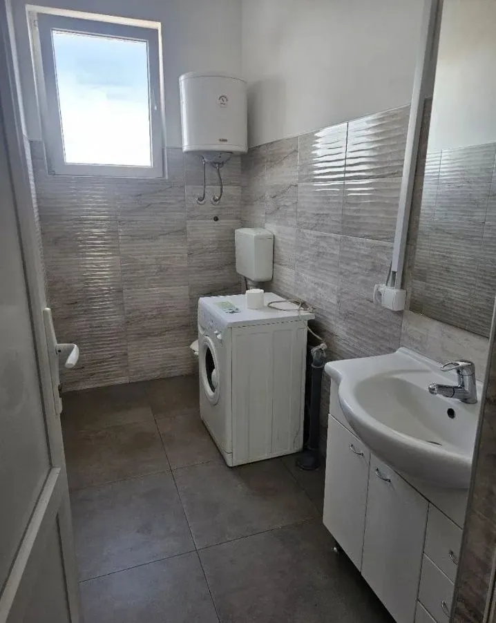Rent, office space, 140m², Smederevo, Srbija