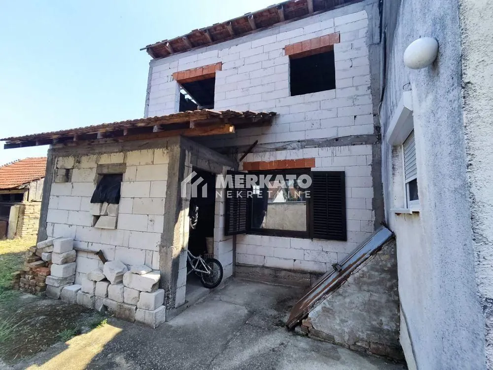 Prodaja, dvosoban stan, 61m², Zrenjanin, Srbija