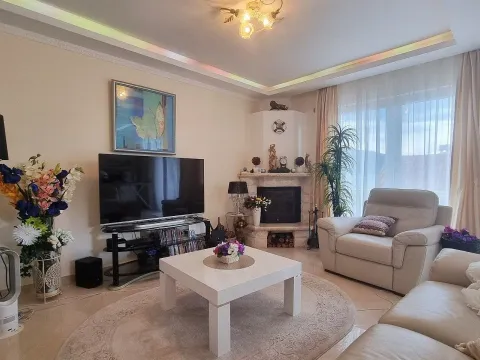 Sale, house, 143m², Krašići, Tivat - image 1
