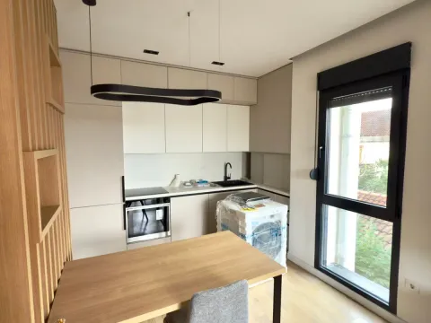 Prodaja, dvosoban stan, 61m², Zagorič, Podgorica - image 1