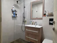 Prodaja, dvosoban stan, 77m², Blok 5, Podgorica - image 7