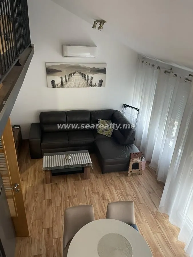 Rent, one bedroom apartment, 34m², Centar, Tivat