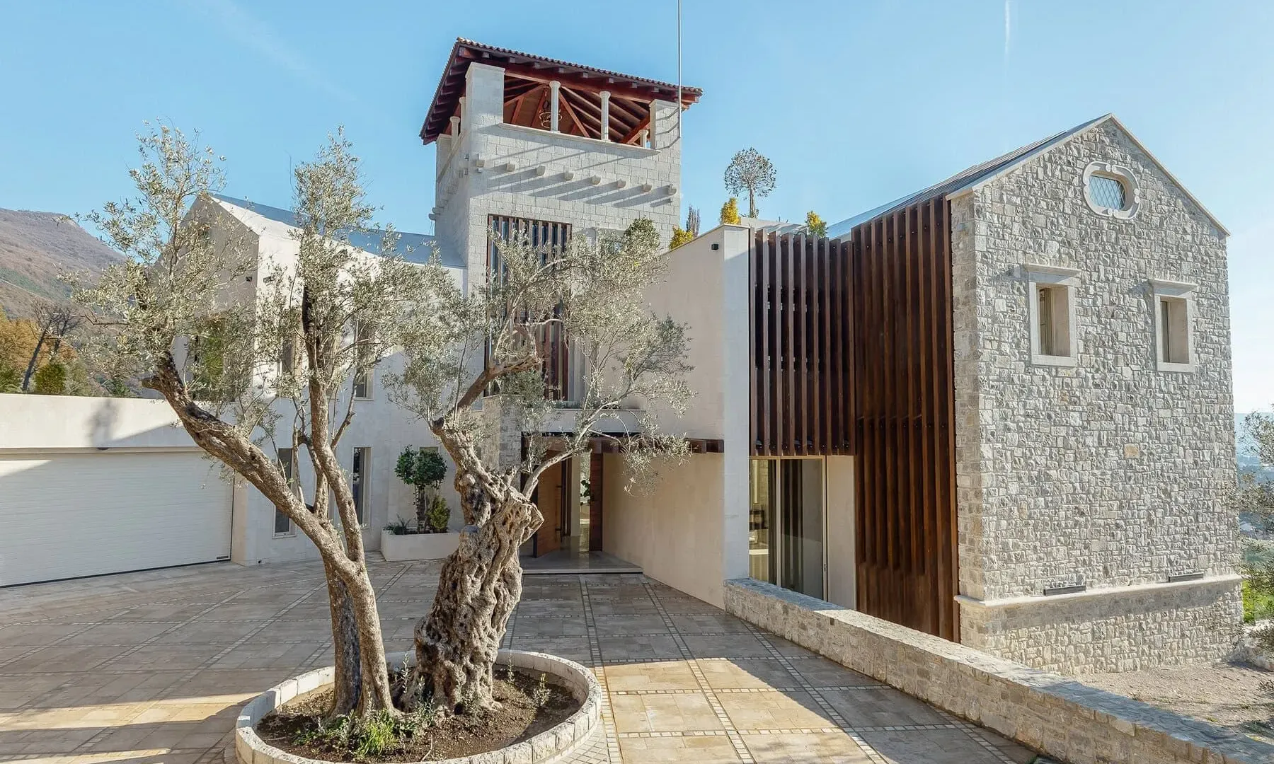 Sale, house, 1400m², Kotor, Crna Gora