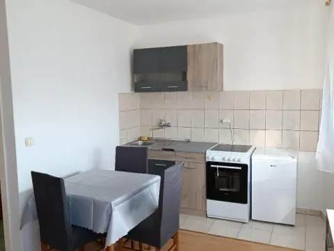 Izdavanje, garsonjera, 30m², Adice, Novi Sad Sve Podlokacije - image 4