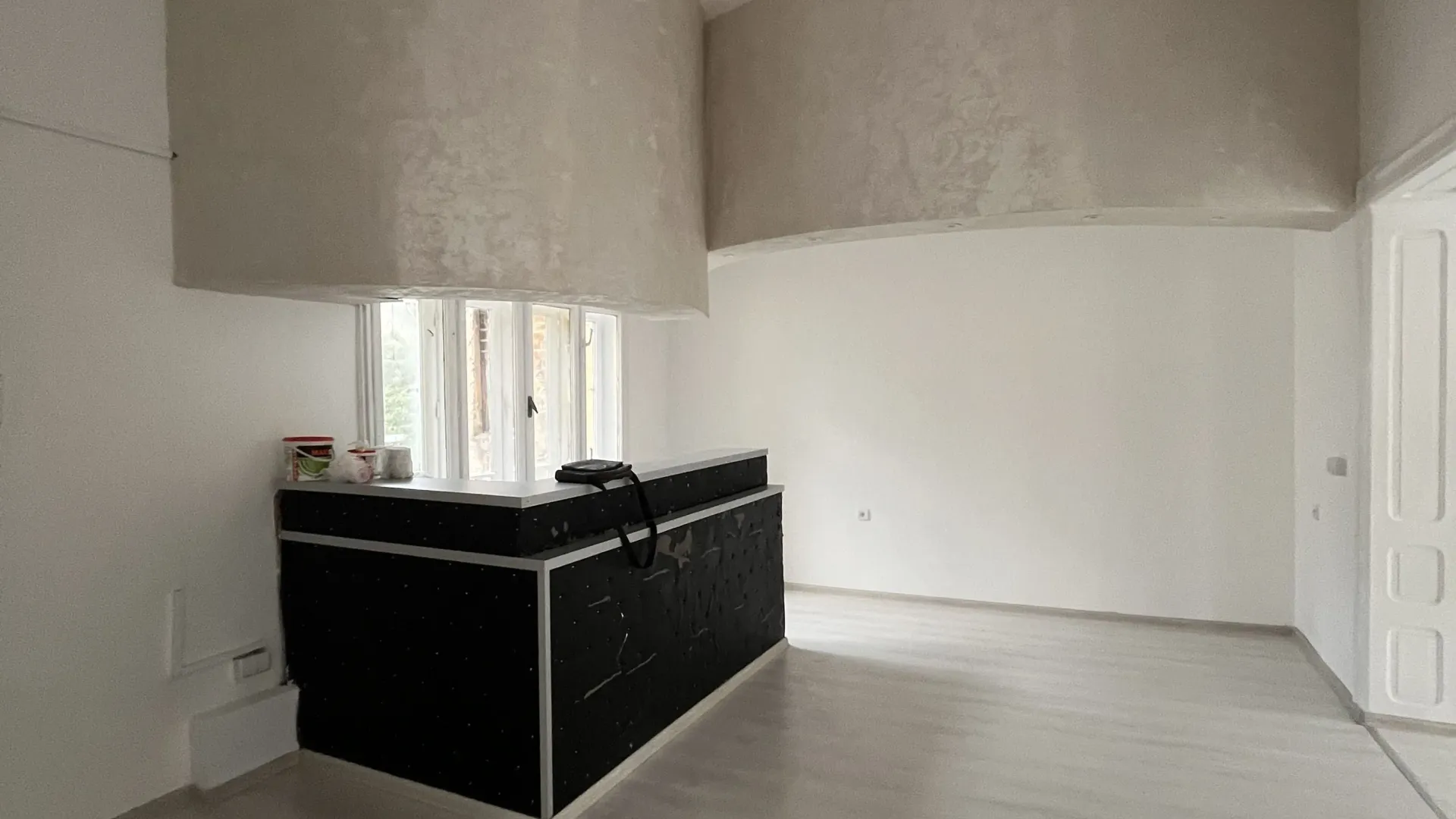 Izdavanje, poslovni prostor, 100m², Centar, Leskovac