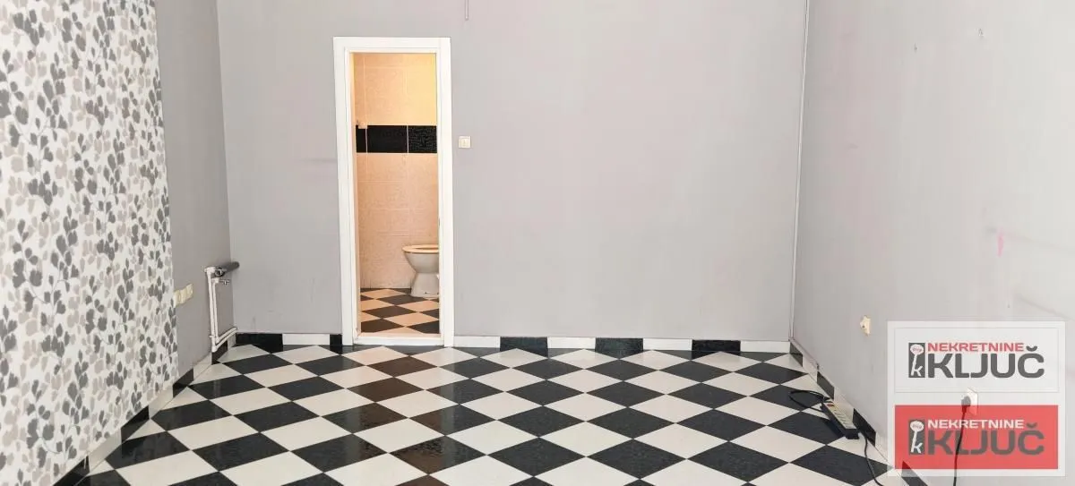 Rent, office space, 22m², Bulevar Oslobodjenja, Novi Sad Sve Podlokacije