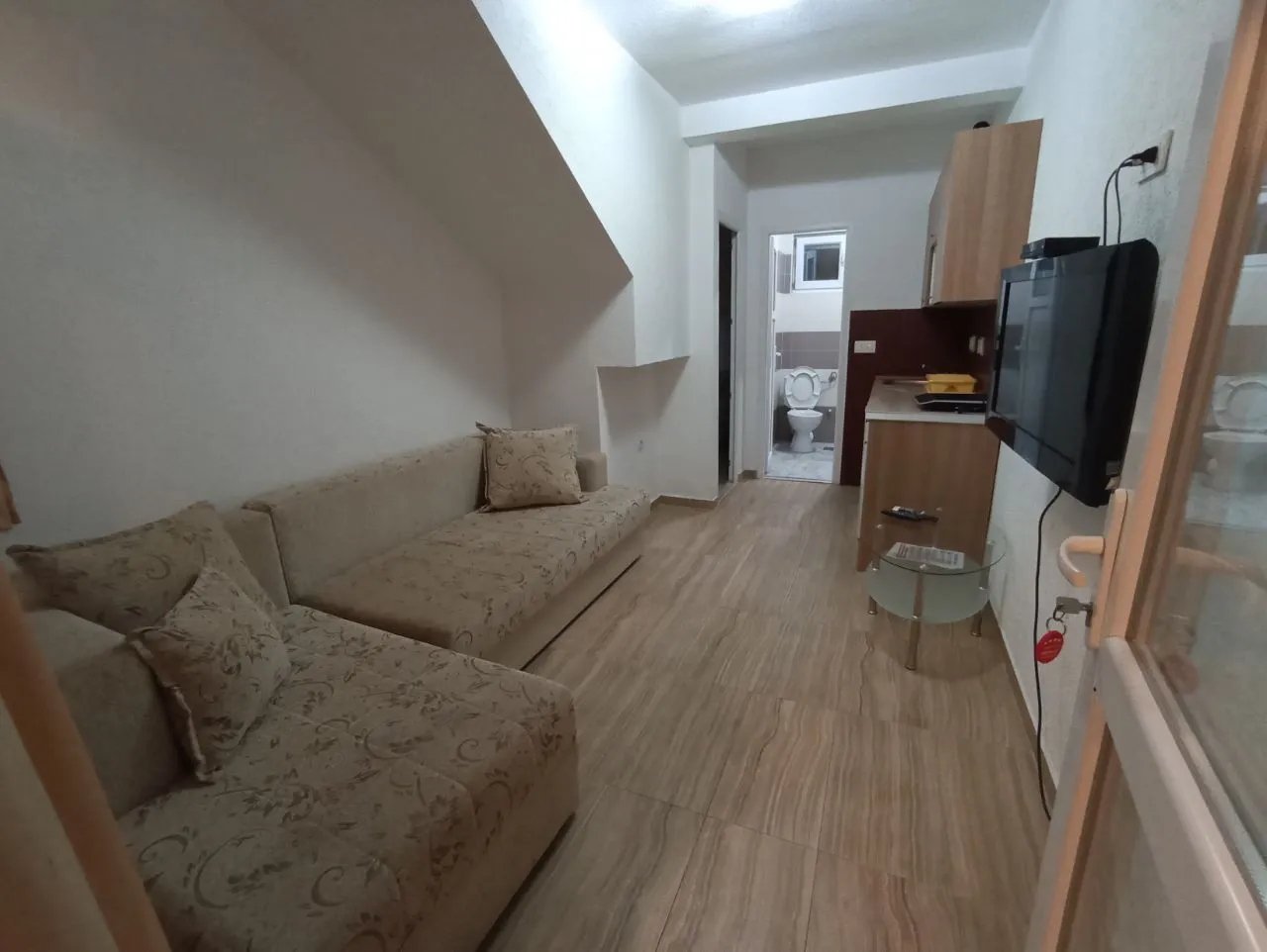 Daily-rent, one bedroom apartment, 30m², Šušanj, Bar