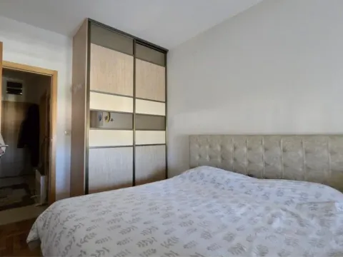 Izdavanje, jednosoban stan, 46m², Blok 6, Podgorica - image 6