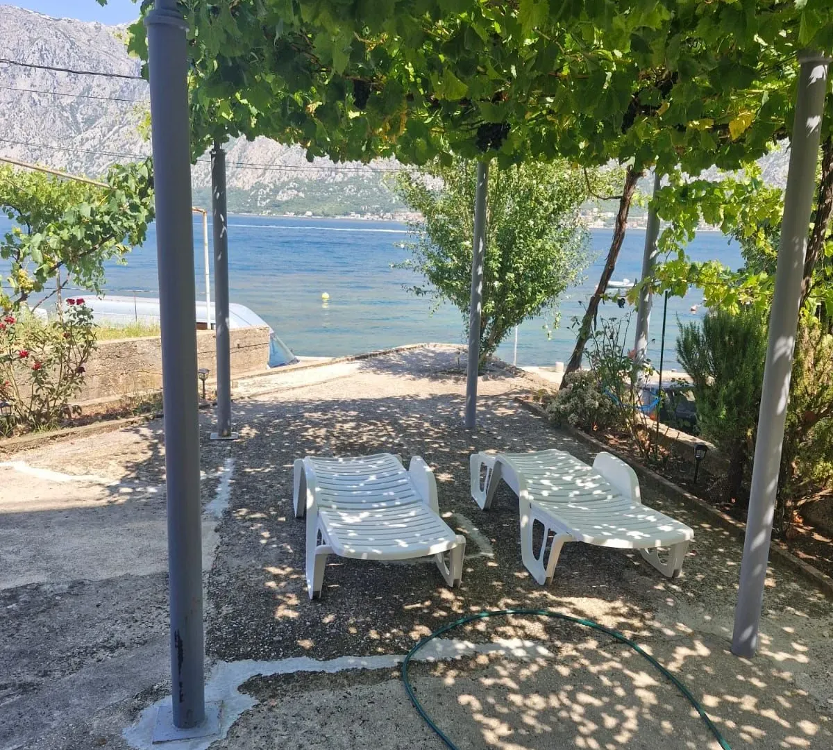 Sale, two bedroom apartment, 85m², Prčanj, Kotor